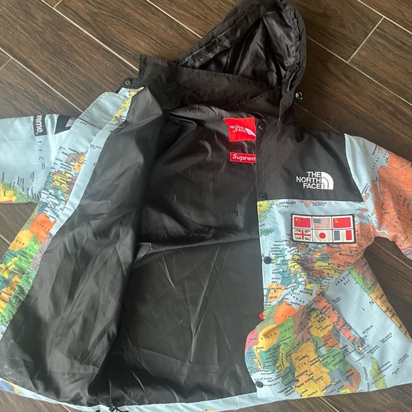 Supreme The North Face Expedition Coaches Jacket - Picture 4 of 7